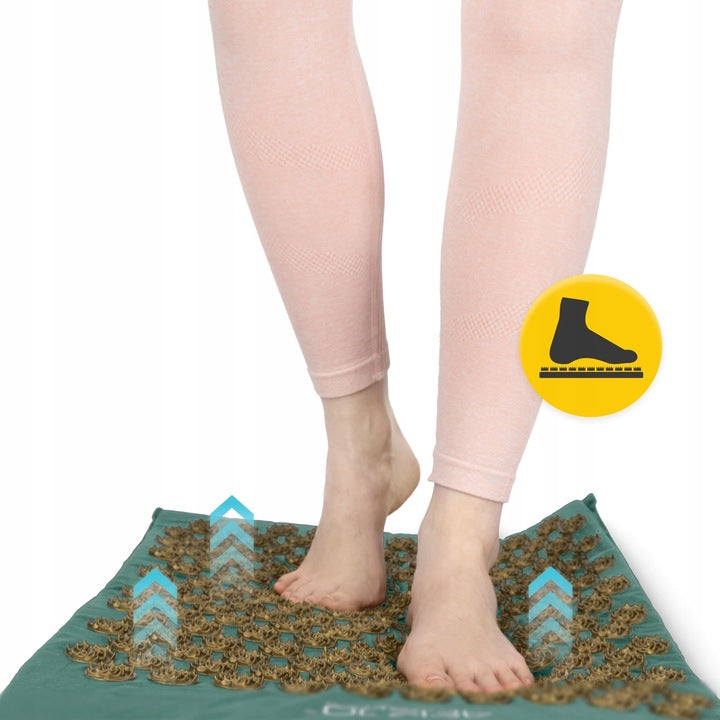 Akupresūrinis kilimėlis su masažiniais dygliais, stimuliuoja kraujotaką, su XL dydžio pagalve